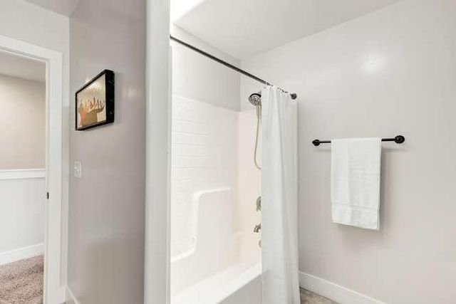 3063 Donner Way, Sacramento, CA 95817