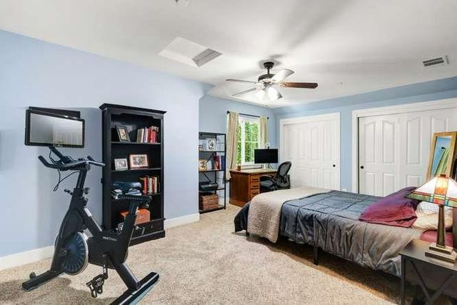 3063 Donner Way, Sacramento, CA 95817