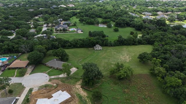 1215 Oakwood Trail, Southlake, TX 76092