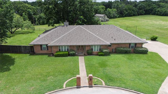 1215 Oakwood Trail, Southlake, TX 76092