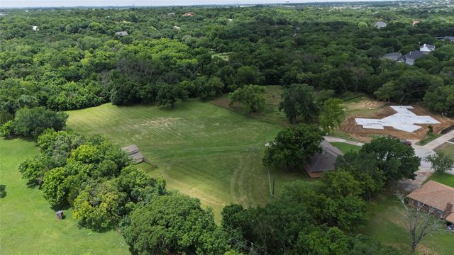1215 Oakwood Trail, Southlake, TX 76092