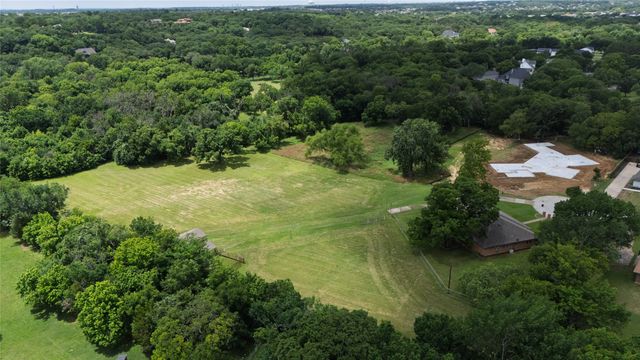 1215 Oakwood Trail, Southlake, TX 76092