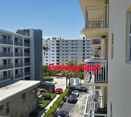 1161 Hillsboro Mile 506, Hillsboro Beach, FL 33062