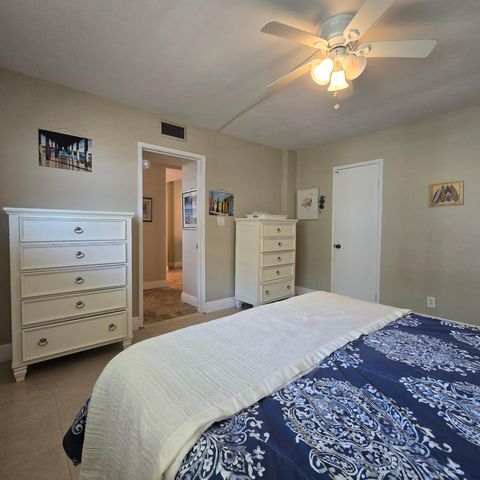 1161 Hillsboro Mile 506, Hillsboro Beach, FL 33062