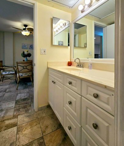 1161 Hillsboro Mile 506, Hillsboro Beach, FL 33062