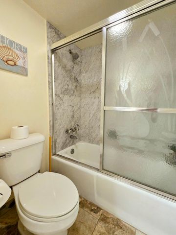1161 Hillsboro Mile 506, Hillsboro Beach, FL 33062
