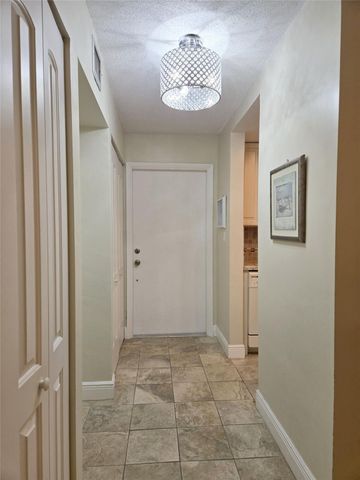 1161 Hillsboro Mile 506, Hillsboro Beach, FL 33062