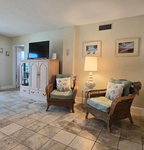 1161 Hillsboro Mile 506, Hillsboro Beach, FL 33062