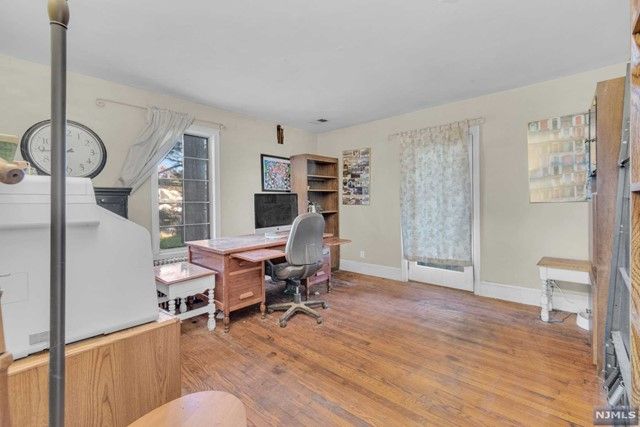 37 Broadway, Fairfield, NJ 07004