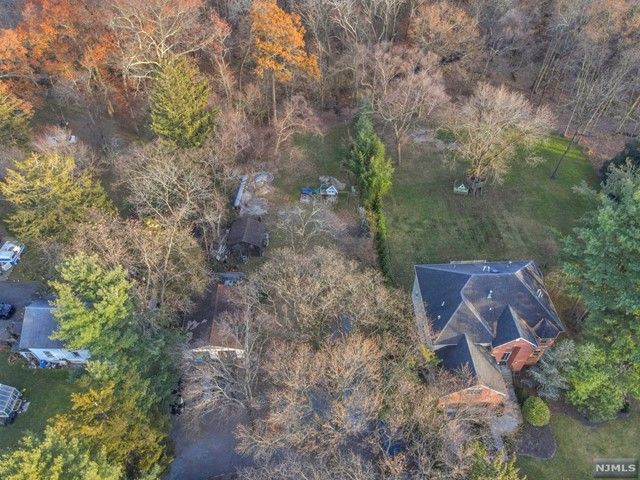 37 Broadway, Fairfield, NJ 07004