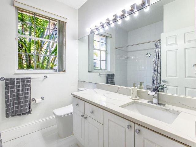 6660 Conch Court, Boynton Beach, FL 33437