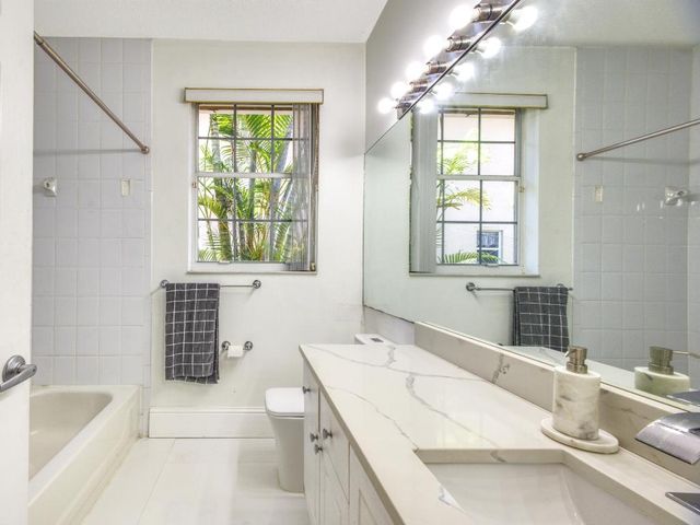 6660 Conch Court, Boynton Beach, FL 33437