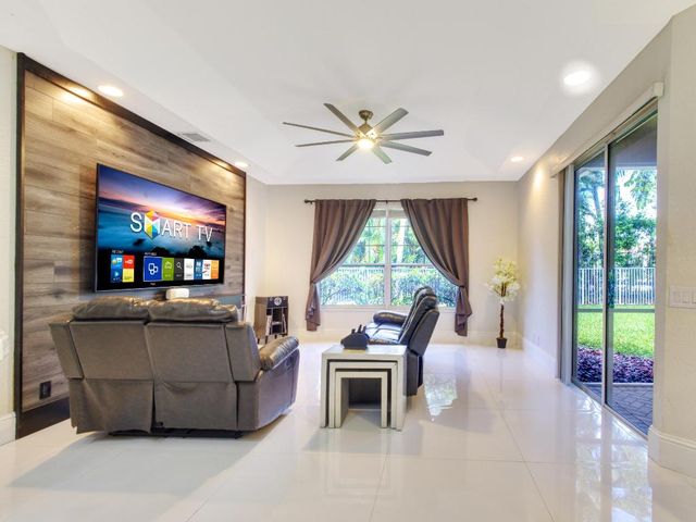 6660 Conch Court, Boynton Beach, FL 33437