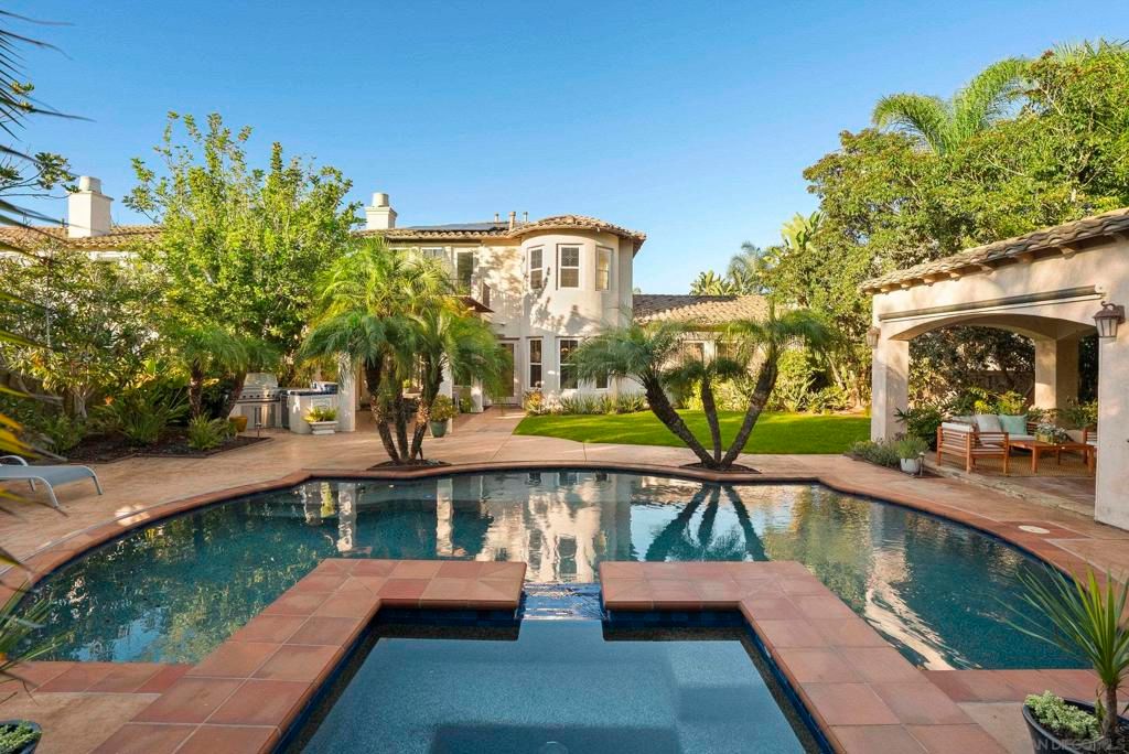 7424 La Mantanza, San Diego, CA 92127