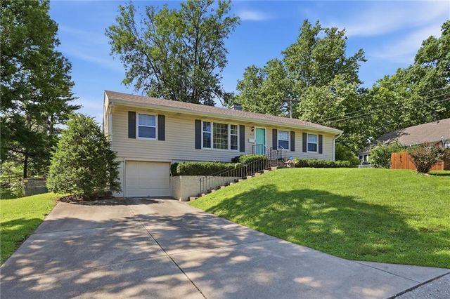 3815 NE 51st Terrace, Kansas City, MO 64119