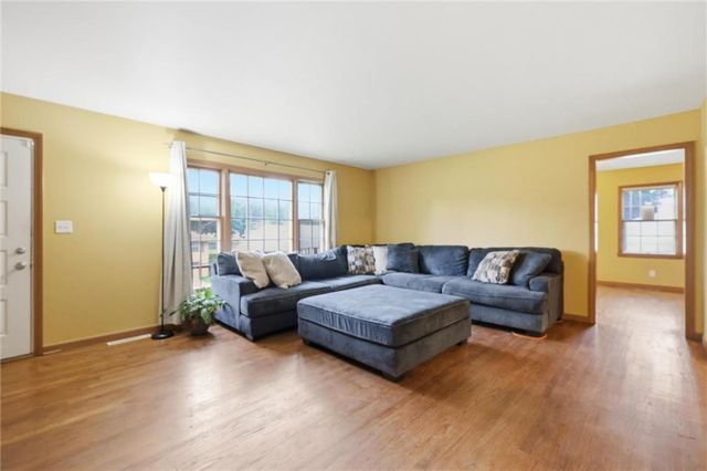 3815 NE 51st Terrace, Kansas City, MO 64119