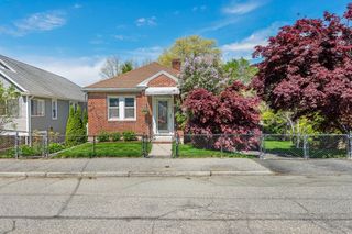 126 Fern Rd, Medford, MA 02155