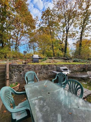 126 Goddard Avenue B, Bridgeport, CT 06610