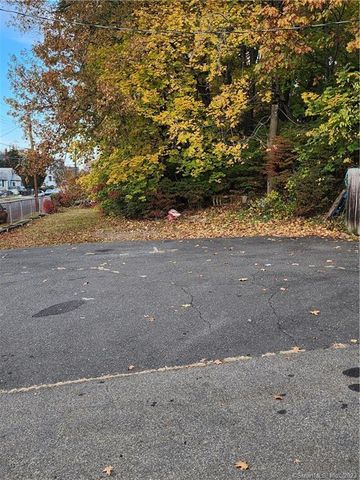 126 Goddard Avenue B, Bridgeport, CT 06610