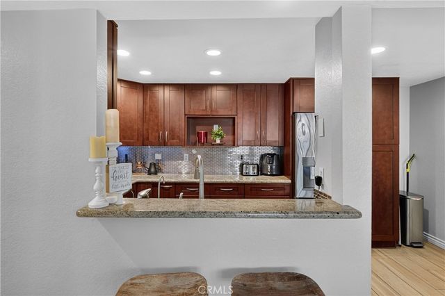 435 W 9th B3, Upland, CA 91786