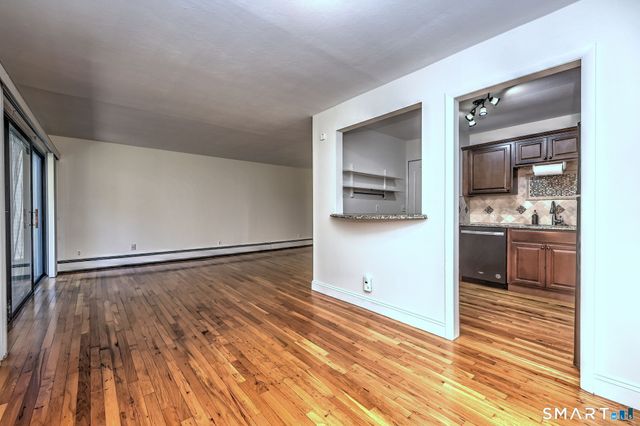 135 Florence Road 1A, Branford, CT 06405