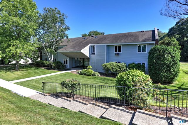 135 Florence Road 1A, Branford, CT 06405