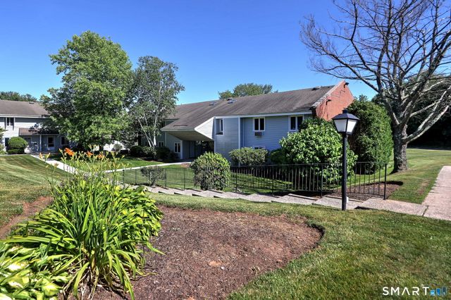 135 Florence Road 1A, Branford, CT 06405