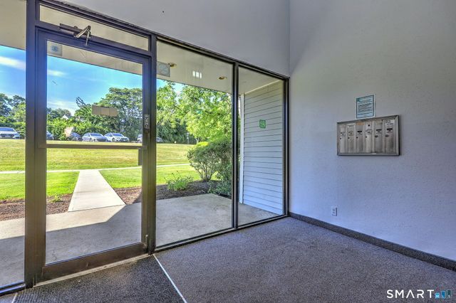135 Florence Road 1A, Branford, CT 06405
