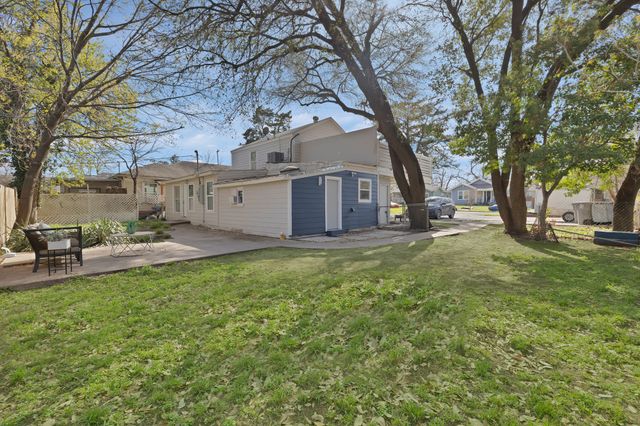 928 S Windomere Avenue B, Dallas, TX 75208