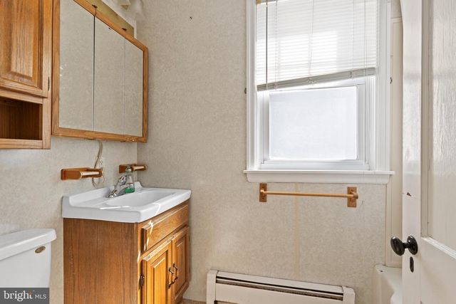 3558 SAWMILL RD, Newtown Square, PA 19073