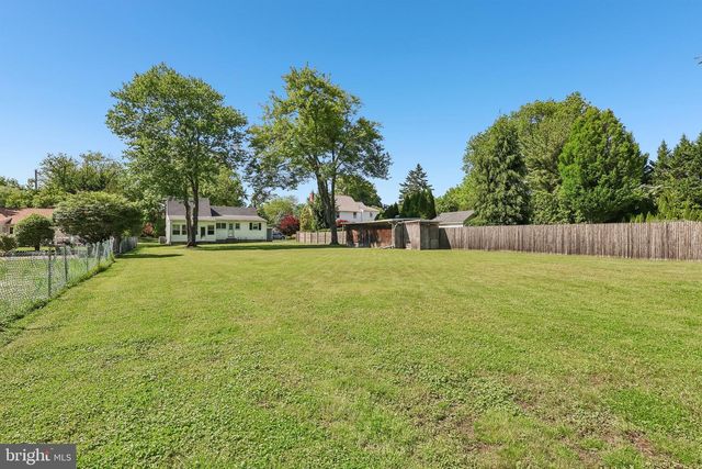 3558 SAWMILL RD, Newtown Square, PA 19073