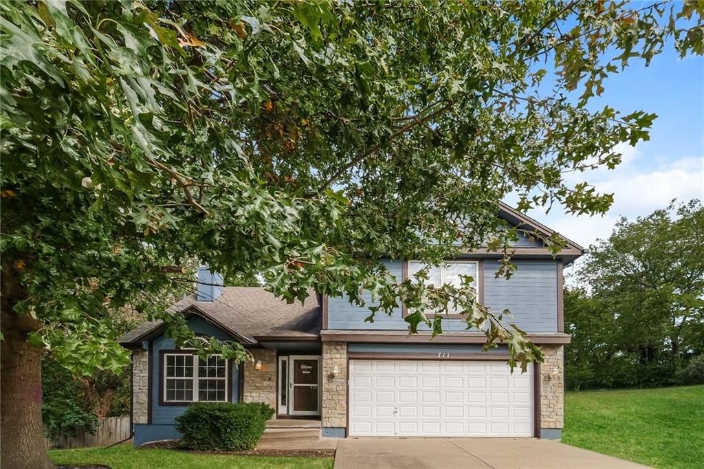 711 S Kisner Court, Independence, MO 64056