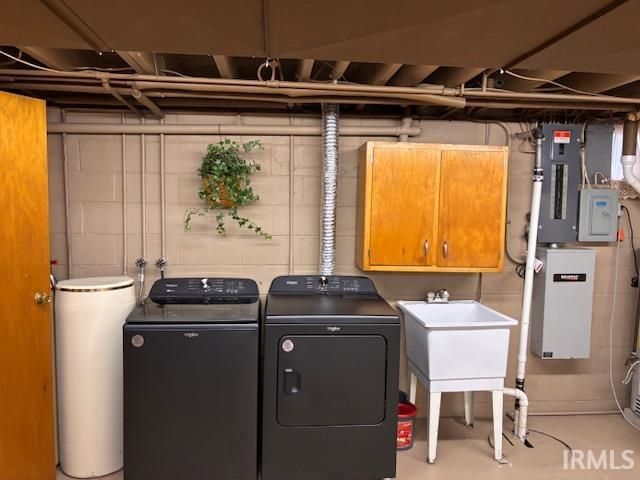 700 S Sharon Avenue, Fowler, IN 47944