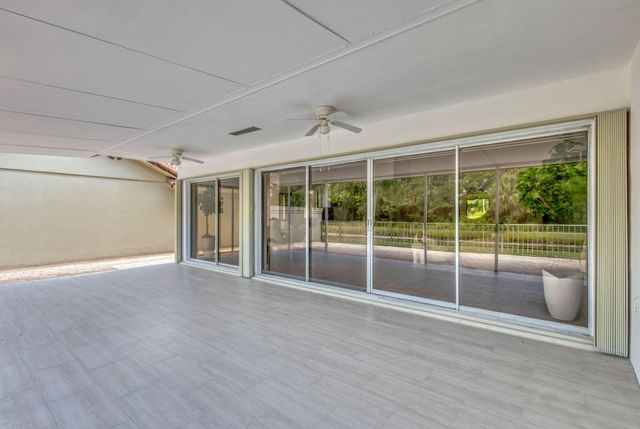 2795 Hawthorne Lane, West Palm Beach, FL 33409