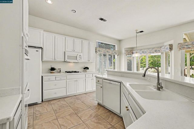 143 Honeygold Ln, Brentwood, CA 94513
