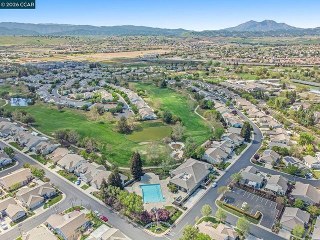 143 Honeygold Ln, Brentwood, CA 94513