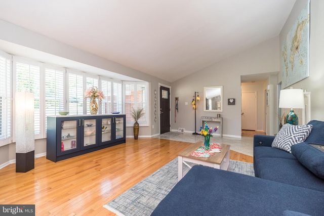 608 ORIOLE LN, Dresher, PA 19025