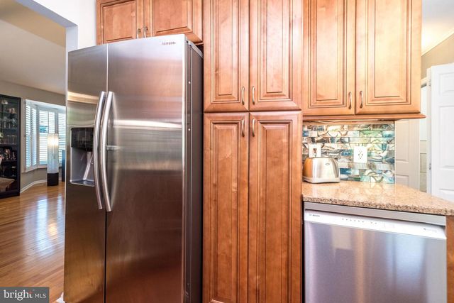 608 ORIOLE LN, Dresher, PA 19025