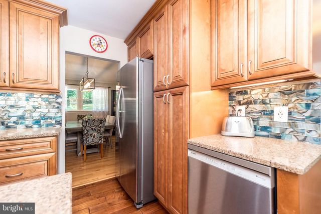 608 ORIOLE LN, Dresher, PA 19025