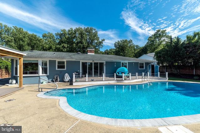 608 ORIOLE LN, Dresher, PA 19025