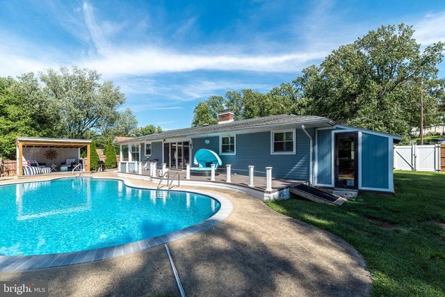 608 ORIOLE LN, Dresher, PA 19025