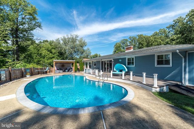 608 ORIOLE LN, Dresher, PA 19025