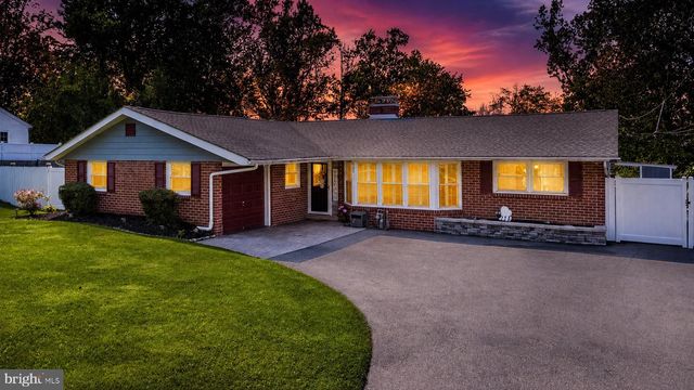 608 ORIOLE LN, Dresher, PA 19025