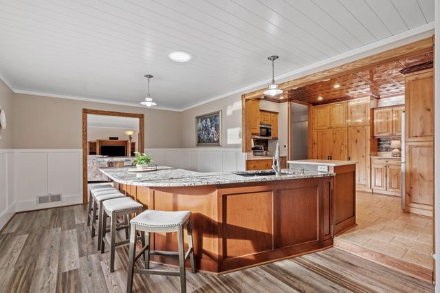 1144 Waldon Place, Arden Hills, MN 55112