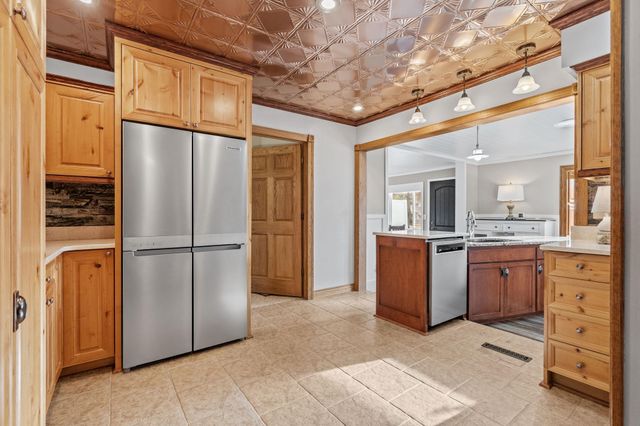 1144 Waldon Place, Arden Hills, MN 55112