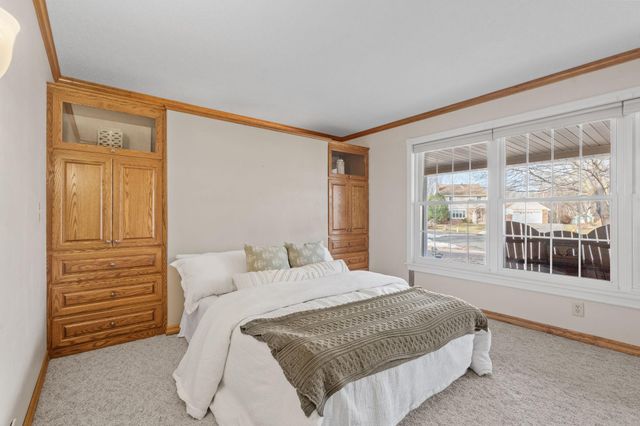 1144 Waldon Place, Arden Hills, MN 55112