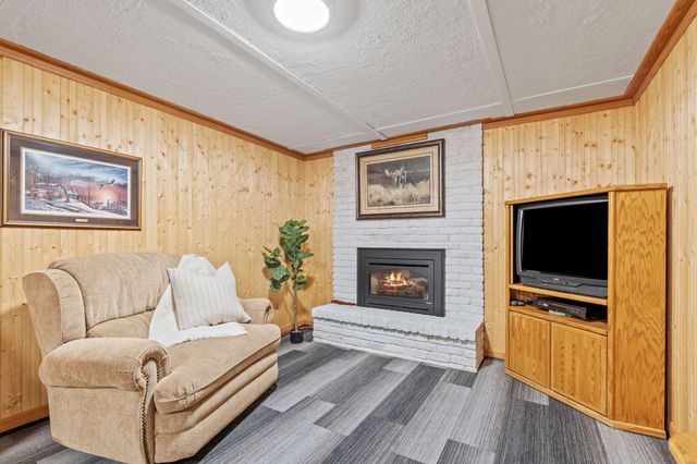 1144 Waldon Place, Arden Hills, MN 55112