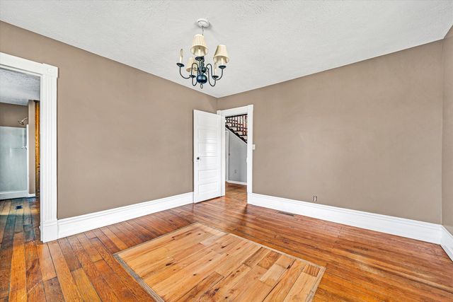 412 WRAYS CHAPEL RD, Rocky Mount, VA 24151