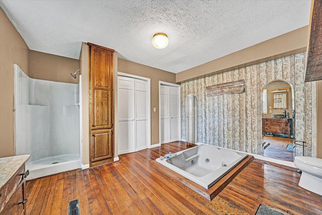 412 WRAYS CHAPEL RD, Rocky Mount, VA 24151