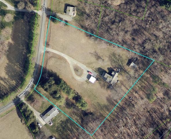 412 WRAYS CHAPEL RD, Rocky Mount, VA 24151